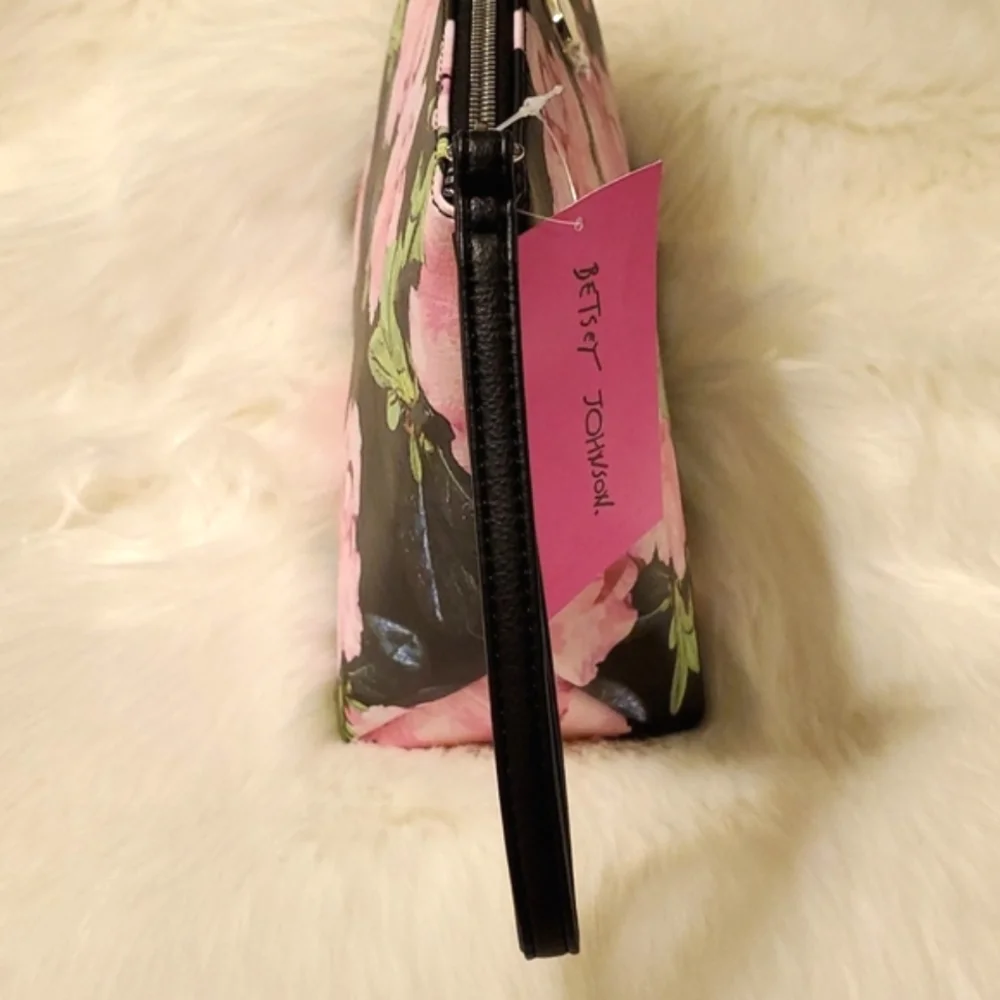 Betsey Johnson Printed Pebble Wristlet Flowers Black and Pink